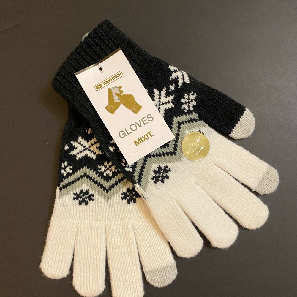 Mixit Black and White Patterned Gloves